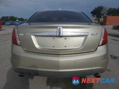 Zdjęcie 6 z 12 samochodu: 2011 LINCOLN MKS VIN:1LNHL9DR5BG608979 - miniatura