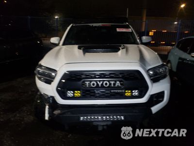 Piąte zdjęcie samochodu w środku: 2023 TOYOTA TACOMA DOUBLE CAB VIN:3TYCZ5AN1PT164704 - miniatura