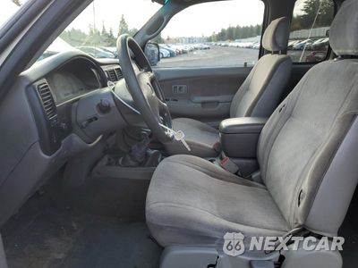 Zdjęcie 7 z 12 samochodu: 2001 TOYOTA TACOMA XTRACAB VIN:5TEWN72N11Z840707 - miniatura