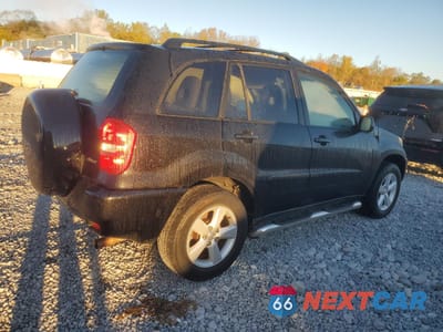 Trzecie zdjęcie samochodu z tyłu: 2004 TOYOTA RAV4 VIN:JTEHD20V240030133 - miniatura