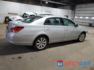 Trzecie zdjęcie samochodu z tyłu: 2007 TOYOTA AVALON XL VIN:4T1BK36B87U187130 - miniatura