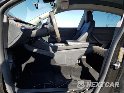 Zdjęcie 7 z 13 samochodu: 2024 TESLA Y VIN:7SAYGDEEXRF070889 - miniatura