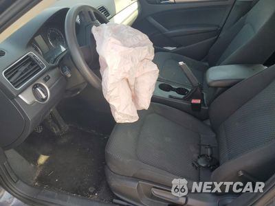 Zdjęcie 7 z 14 samochodu: 2013 VOLKSWAGEN PASSAT S VIN:1VWAP7A34DC074623 - miniatura
