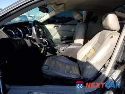 Zdjęcie 7 z 11 samochodu: 2010 FORD MUSTANG VIN:1ZVBP8AN1A5166798 - miniatura