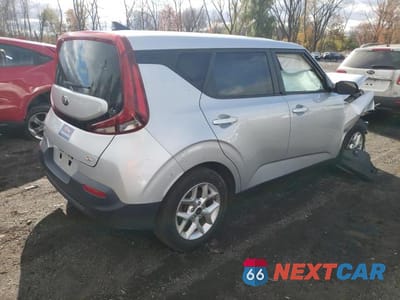 Trzecie zdjęcie samochodu z tyłu: 2021 KIA SOUL LX VIN:KNDJ23AU4M7751830 - miniatura