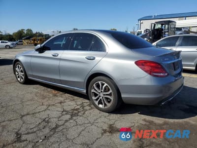 Drugie zdjęcie samochodu z przodu: 2016 MERCEDES-BENZ C 300 4MATIC VIN:55SWF4KB2GU154332 - miniatura