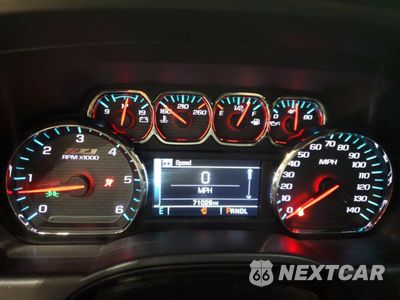 Zdjęcie 9 z 13 samochodu: 2017 CHEVROLET SILVERADO K1500 LT VIN:3GCUKREC7HG273141 - miniatura