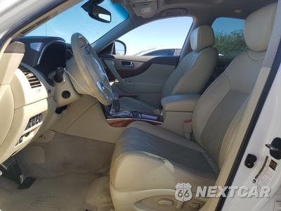 Zdjęcie 7 z 13 samochodu: 2016 INFINITI QX70 VIN:JN8CS1MWXGM750010 - miniatura