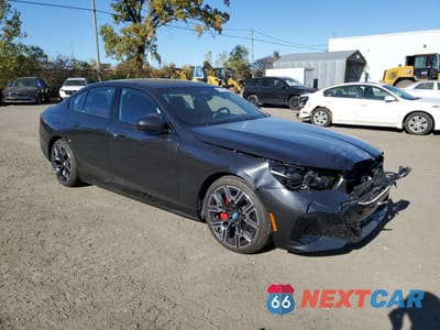 Czwarte zdjęcie samochodu z boku: 2025 BMW I5 XDRIVE 40 VIN:WBY13HG04SCT25671 - miniatura