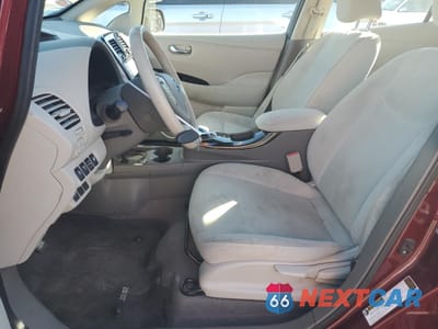 Zdjęcie 7 z 14 samochodu: 2017 NISSAN LEAF S VIN:1N4BZ0CP5HC305257 - miniatura
