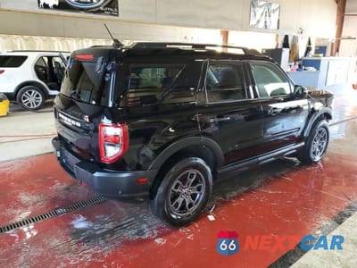 Trzecie zdjęcie samochodu z tyłu: 2021 FORD BRONCO SPORT BIG BEND VIN:3FMCR9B64MRB32835 - miniatura