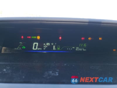 Zdjęcie 9 z 13 samochodu: 2015 TOYOTA PRIUS V VIN:JTDZN3EU8FJ037340 - miniatura