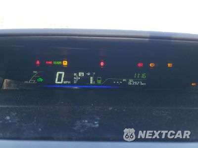 Zdjęcie 9 z 13 samochodu: 2015 TOYOTA PRIUS V VIN:JTDZN3EU8FJ037340 - miniatura