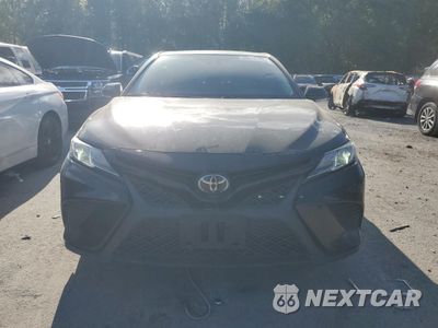 Piąte zdjęcie samochodu w środku: 2020 TOYOTA CAMRY SE VIN:4T1J11AK4LU885609 - miniatura