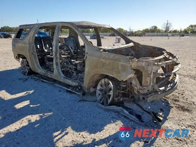 Czwarte zdjęcie samochodu z boku: 2024 CHEVROLET SUBURBAN K1500 Z71 VIN:1GNSKDKD7RR357038 - miniatura