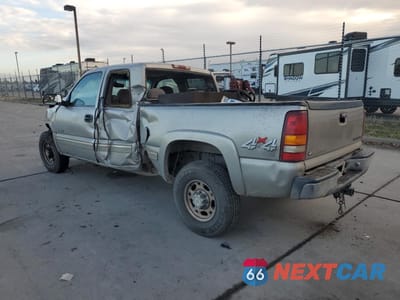 Drugie zdjęcie samochodu z przodu: 1999 CHEVROLET SILVERADO K2500 VIN:1GCGK29UXXE250935 - miniatura