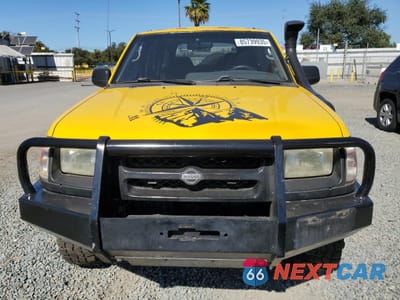 Piąte zdjęcie samochodu w środku: 2001 NISSAN XTERRA XE VIN:5N1ED28Y11C551677 - miniatura