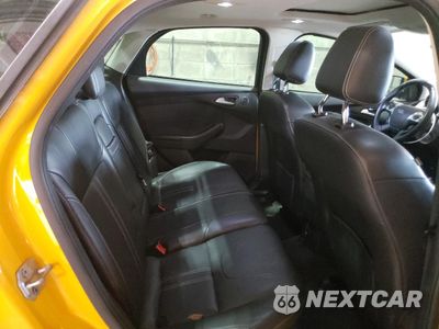 Zdjęcie 11 z 15 samochodu: 2012 FORD FOCUS TITANIUM VIN:1FAHP3J28CL101814 - miniatura