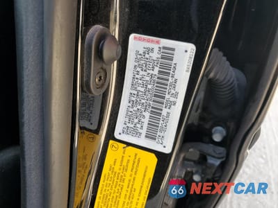 Zdjęcie 13 z 15 samochodu: 2002 LEXUS ES 300 VIN:JTHBF30G520048679 - miniatura