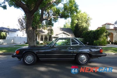Zdjęcie 15 z 15 samochodu: 1986 MERCEDES-BENZ 560 SL VIN:WDBBA48D4GA047068 - miniatura