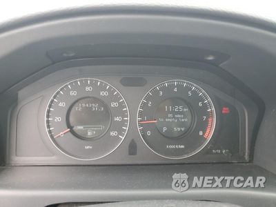 Zdjęcie 9 z 13 samochodu: 2008 VOLVO V70 3.2 VIN:YV1BW982881041106 - miniatura