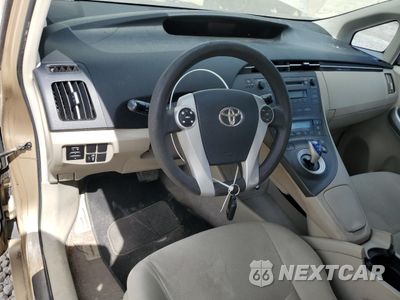 Zdjęcie 8 z 12 samochodu: 2010 TOYOTA PRIUS VIN:JTDKN3DU5A1071814 - miniatura