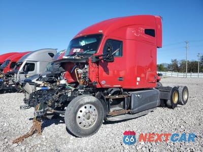 Drugie zdjęcie samochodu z przodu: 2017 KENWORTH T680 TRUCK CAB AND CHASSIS VIN:1XKYDP9XXHJ138977 - miniatura
