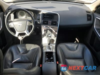 Zdjęcie 8 z 16 samochodu: 2012 VOLVO XC60 3.2 VIN:YV4952DZ8C2290457 - miniatura