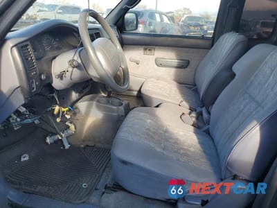 Zdjęcie 7 z 12 samochodu: 2000 TOYOTA TACOMA XTRACAB PRERUNNER VIN:5TESN92N1YZ713170 - miniatura