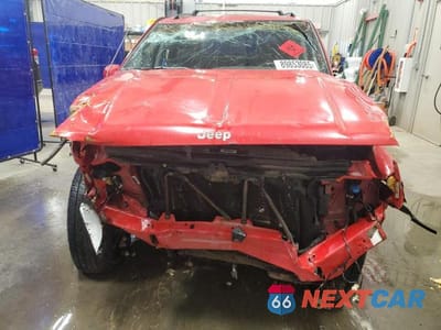 Piąte zdjęcie samochodu w środku: 1998 JEEP GRAND CHEROKEE LIMITED VIN:1J4GZ78Y1WC136047 - miniatura