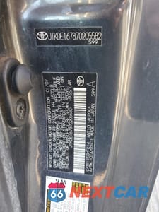 Zdjęcie 12 z 14 samochodu: 2007 TOYOTA SCION TC VIN:JTKDE167870205582 - miniatura
