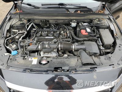 Zdjęcie 11 z 12 samochodu: 2018 HONDA ACCORD TOURING VIN:1HGCV1F99JA106826 - miniatura