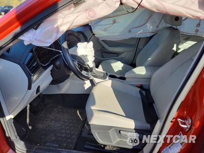 Zdjęcie 7 z 13 samochodu: 2019 VOLKSWAGEN JETTA SEL VIN:3VWE57BU4KM090007 - miniatura
