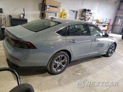 Trzecie zdjęcie samochodu z tyłu: 2025 HONDA ACCORD HYBRID EXL VIN:1HGCY2F62SA033349 - miniatura