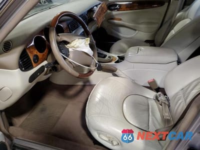 Zdjęcie 7 z 11 samochodu: 2002 JAGUAR VANDENPLAS VIN:SAJDA24C42LF44974 - miniatura