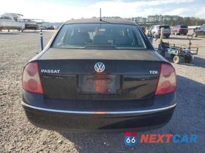 Zdjęcie 6 z 11 samochodu: 2004 VOLKSWAGEN PASSAT GLS TDI VIN:WVWPE63B74P325385 - miniatura
