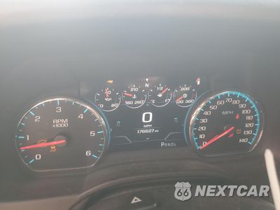 Zdjęcie 9 z 13 samochodu: 2017 CHEVROLET TAHOE K1500 LT VIN:1GNSKBKC7HR336894 - miniatura