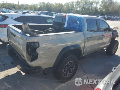 Trzecie zdjęcie samochodu z tyłu: 2024 CHEVROLET COLORADO ZR2 VIN:1GCPTFEK0R1186374 - miniatura