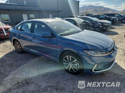 Czwarte zdjęcie samochodu z boku: 2025 VOLKSWAGEN JETTA SE VIN:3VW7X7BU8SM013093 - miniatura