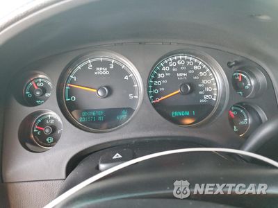 Zdjęcie 9 z 12 samochodu: 2011 CHEVROLET SILVERADO K3500 LTZ VIN:1GC4K1C85BF141438 - miniatura