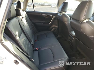 Zdjęcie 11 z 14 samochodu: 2021 TOYOTA RAV4 XLE PREMIUM VIN:2T3A1RFV4MW168038 - miniatura