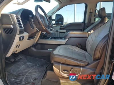 Zdjęcie 7 z 13 samochodu: 2018 FORD F350 SUPER DUTY VIN:1FT8W3DT8JEC36620 - miniatura