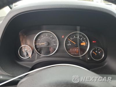 Zdjęcie 9 z 15 samochodu: 2014 JEEP COMPASS LATITUDE VIN:1C4NJDEB1ED529039 - miniatura