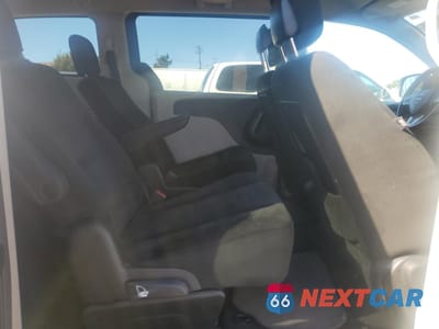 Zdjęcie 11 z 13 samochodu: 2016 DODGE GRAND CARAVAN SE VIN:2C4RDGBG4GR143161 - miniatura