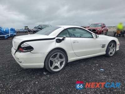 Trzecie zdjęcie samochodu z tyłu: 2011 MERCEDES-BENZ SL 550 VIN:WDBSK7BA3BF161782 - miniatura