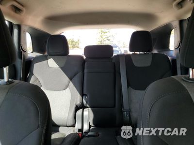 Zdjęcie 10 z 13 samochodu: 2015 JEEP CHEROKEE SPORT VIN:1C4PJLAB4FW632325 - miniatura