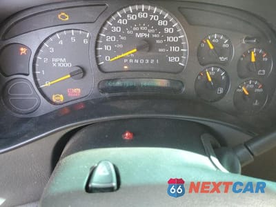 Zdjęcie 9 z 11 samochodu: 2006 GMC NEW SIERRA C1500 VIN:3GTEC14X86G174753 - miniatura