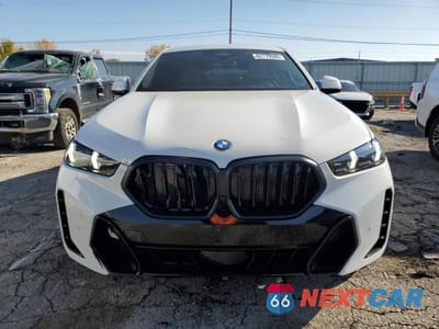 Piąte zdjęcie samochodu w środku: 2024 BMW X6 VIN:5UX33EX01R9S30550 - miniatura