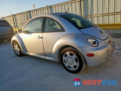 Drugie zdjęcie samochodu z przodu: 2001 VOLKSWAGEN NEW BEETLE GLS VIN:3VWCB21C51M449505 - miniatura