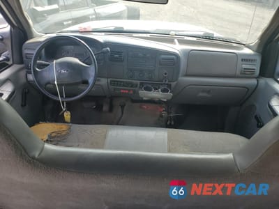 Zdjęcie 8 z 14 samochodu: 2007 FORD F550 SUPER DUTY VIN:1FDAW57P37EB22007 - miniatura